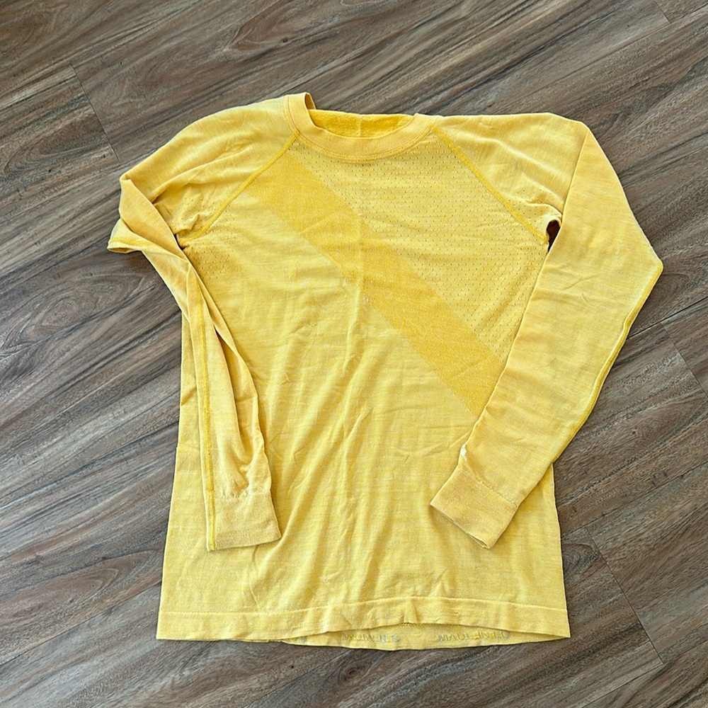 GUC Tracksmith Brighton base layer